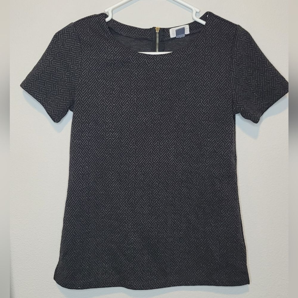 Old Navy Short Sleeve Sweater Shirt Size XS - Picture 1 of 5